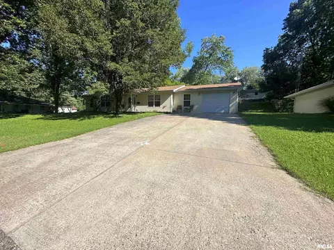 706 John St, Murphysboro, IL 62966