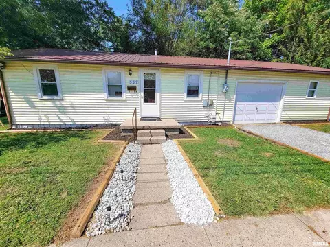 309 E Washington St, Flora, IL 62839 photo 9