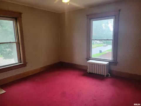 627 E Broadway Ave, Centralia, IL 62801 photo 28