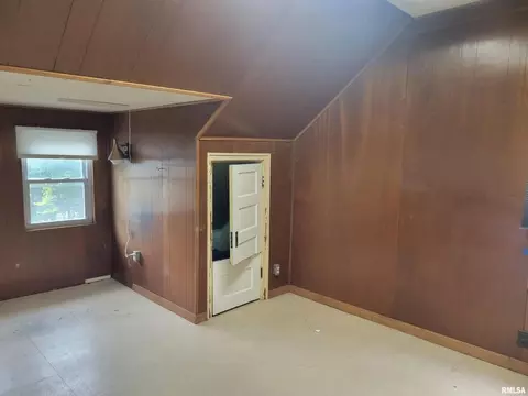 627 E Broadway Ave, Centralia, IL 62801 photo 44