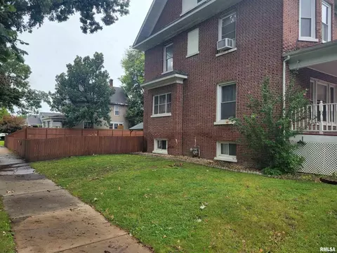 627 E Broadway Ave, Centralia, IL 62801 photo 72