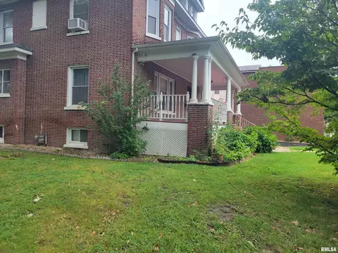 627 E Broadway Ave, Centralia, IL 62801 photo 73