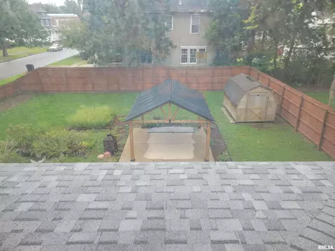 627 E Broadway Ave, Centralia, IL 62801 photo 26