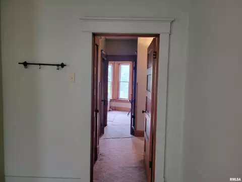 627 E Broadway Ave, Centralia, IL 62801 photo 27
