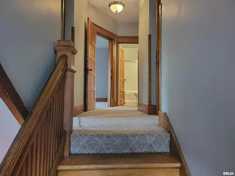 627 E Broadway Ave, Centralia, IL 62801 photo 21