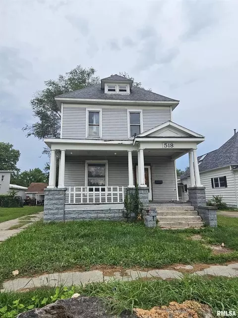518 S Poplar St, Centralia, IL 62801