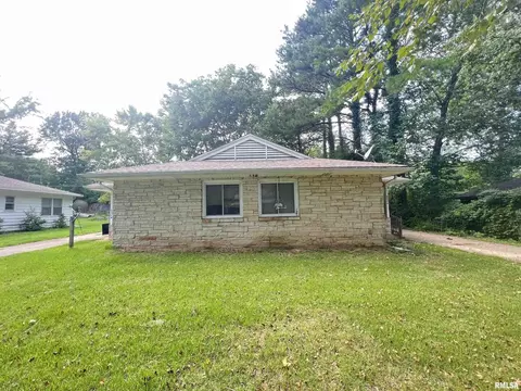806 S Johnson Ave, Carbondale, IL 62901