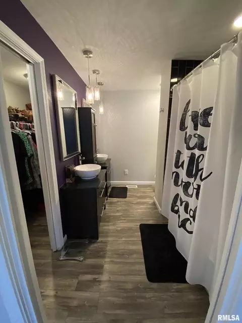 532 Sara Dr, Centralia, IL 62801 photo 17