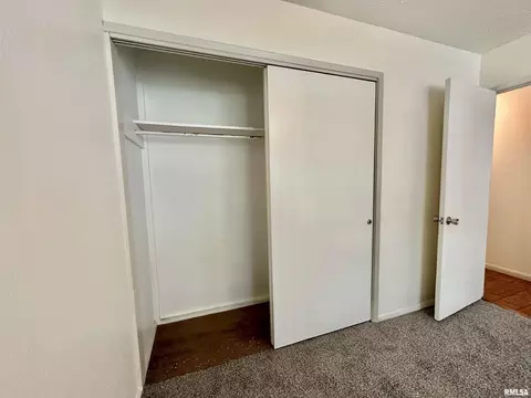 711 E 4th St, Flora, IL 62839 photo 25