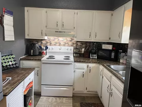 122 Lamar St, Salem, IL 62881 photo 7