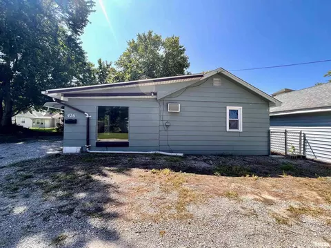 426 Walnut St, Murphysboro, IL 62966 photo 3