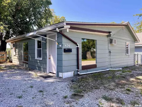 426 Walnut St, Murphysboro, IL 62966