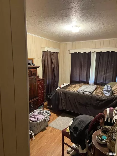 1105 E Reeves St, Marion, IL 62959 photo 17
