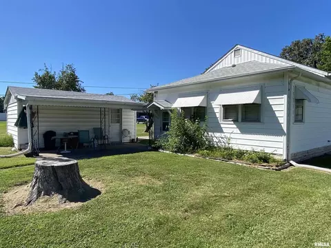 1105 E Reeves St, Marion, IL 62959 photo 5