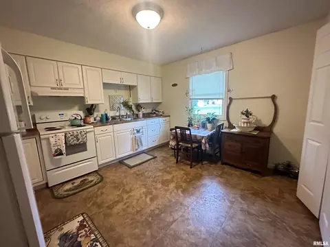1116 1118 Sandra Ct, Murphysboro, IL 62966 photo 11