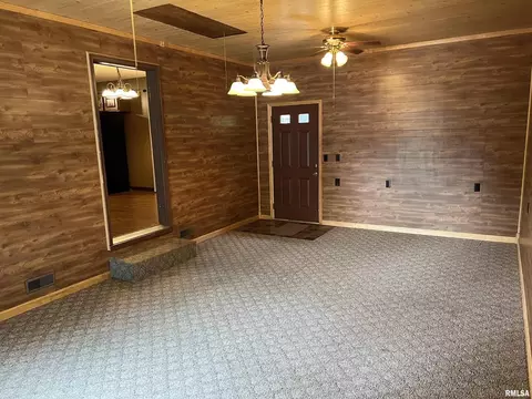 1612 Jasper St, Eldorado, IL 62930 photo 18