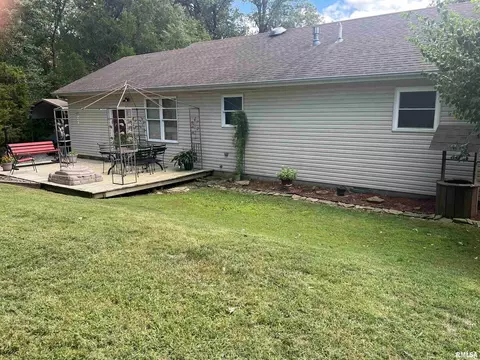1612 Jasper St, Eldorado, IL 62930 photo 7