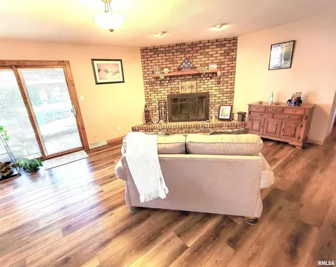 4 Sunset Dr, Flora, IL 62839 photo 24