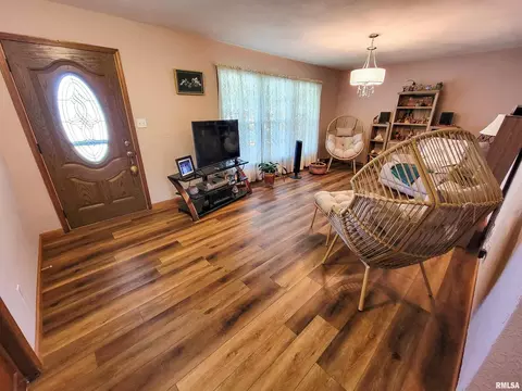 4 Sunset Dr, Flora, IL 62839 photo 7