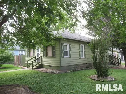 502 S Bentley St, Marion, IL 62959