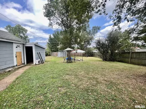 107 E 11th St, Metropolis, IL 62960 photo 9