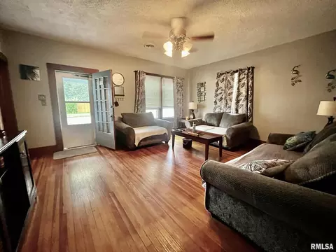107 E 11th St, Metropolis, IL 62960 photo 11