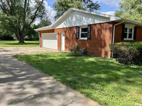 5 Estate Dr, Centralia, IL 62801 photo 17
