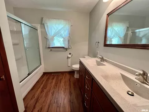 5 Estate Dr, Centralia, IL 62801 photo 14