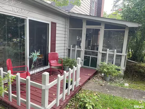 105 Martin St, Benton, IL 62812 photo 43