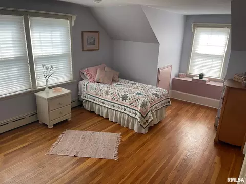 105 Martin St, Benton, IL 62812 photo 32