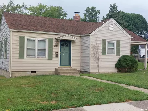 2818 Cherry St, Mount Vernon, IL 62864