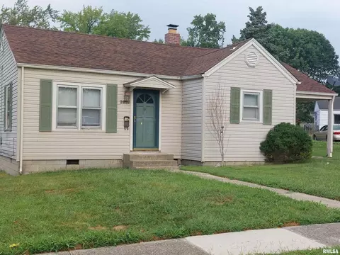 2818 Cherry St, Mount Vernon, IL 62864 photo 4