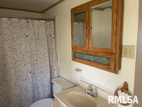 116 S 10th St, Herrin, IL 62948 photo 8