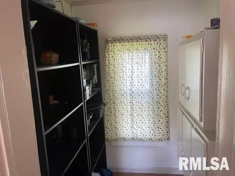 116 S 10th St, Herrin, IL 62948 photo 7