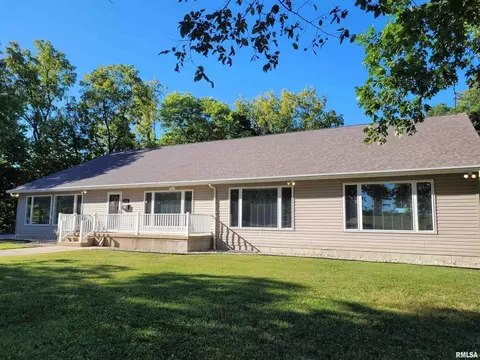 2120 Richview Rd, Mount Vernon, IL 62864