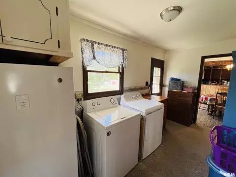 1103 Washington St, Eldorado, IL 62930 photo 20