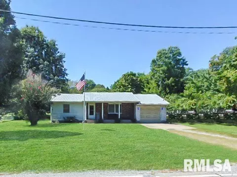 811 Main St, Carterville, IL 62918