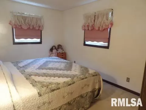 2050 Raleigh Rd, Eldorado, IL 62930 photo 13