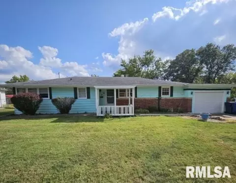 7 Evergreen Pl, Mount Vernon, IL 62864
