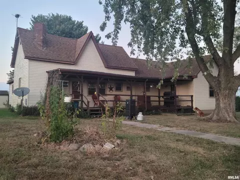 3566 E County Road 895 Rd, Mcleansboro, IL 62859