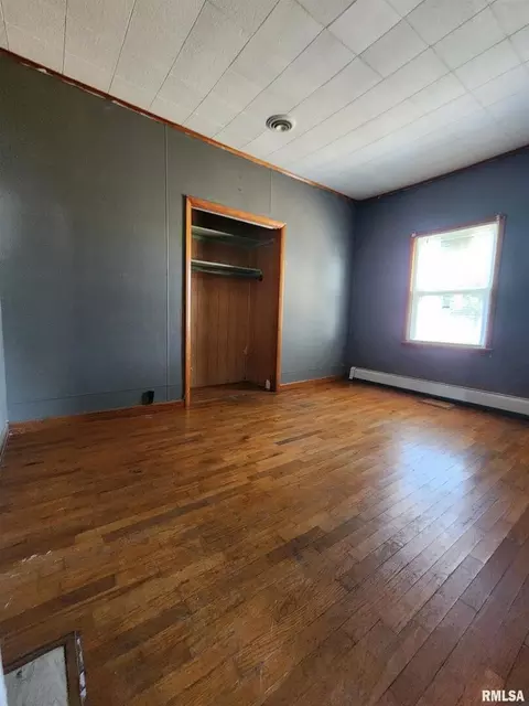 606 S Washington Ave, Dowell, IL 62927 photo 16
