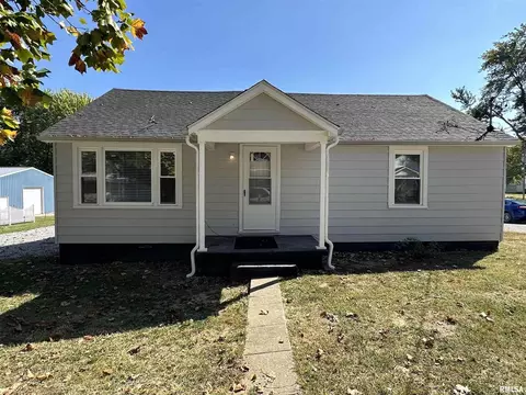 104 S Pecan St, Anna, IL 62906