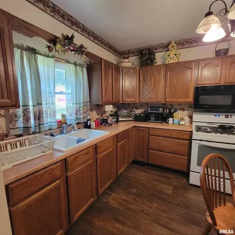 12759 E Reynolds Rd, Mount Vernon, IL 62864 photo 9