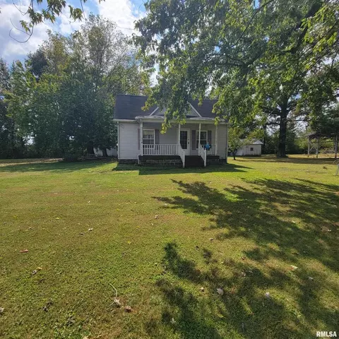 12759 E Reynolds Rd, Mount Vernon, IL 62864 photo 2