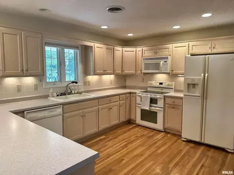 1 Deerfield Ln, Anna, IL 62906 photo 12