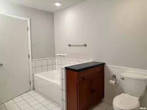 1 Deerfield Ln, Anna, IL 62906 photo 22