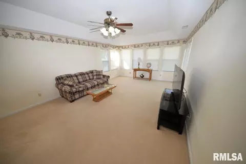 9760 E Richview Rd, Mount Vernon, IL 62864 photo 26