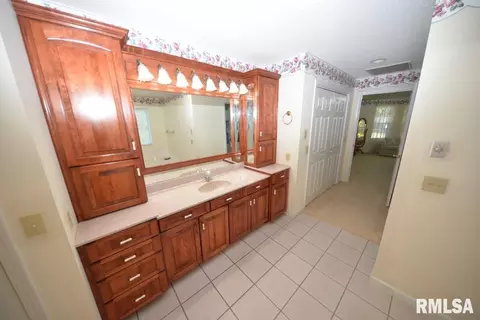 9760 E Richview Rd, Mount Vernon, IL 62864 photo 25