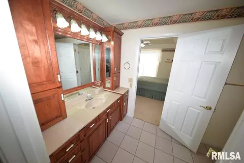 9760 E Richview Rd, Mount Vernon, IL 62864 photo 32