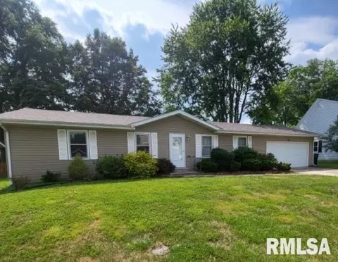 1305 Plum Ave, Mount Vernon, IL 62864